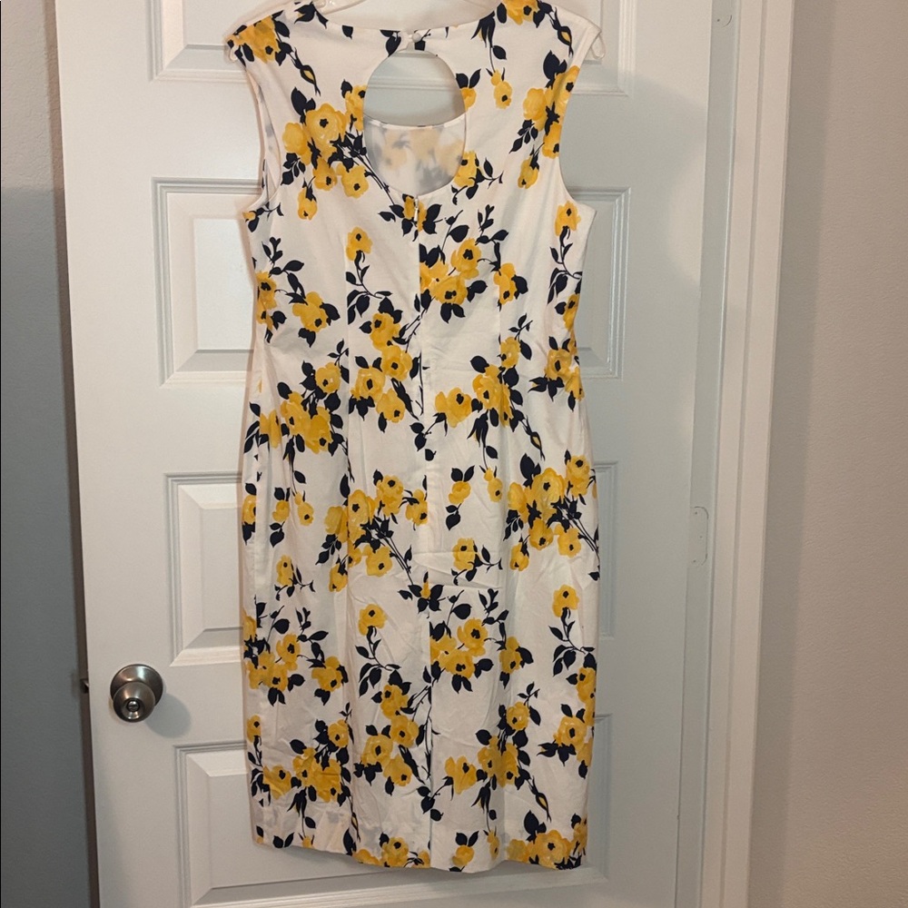 VTG J. Peterman White Shift Midi Dress w/Yellow Floral Design SZ 10 lined NWOT - Picture 2 of 12